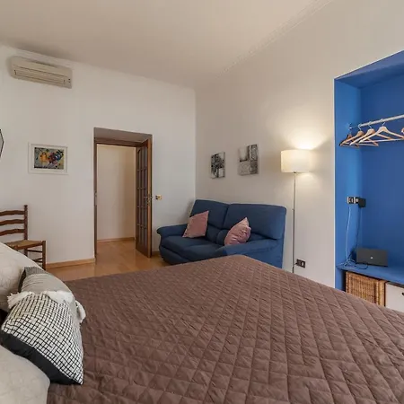 Guesthost - Multifunctional Apartment San Pietro-3